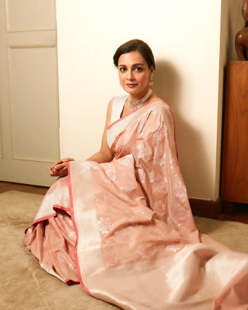 Sophisticated Soft Lichi Silk Saree with Stunning Pallu Details
