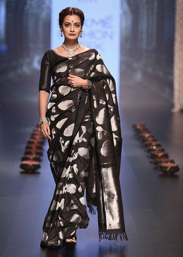Black Designer Lichi Silk Saree with Beautiful Rich Pallu