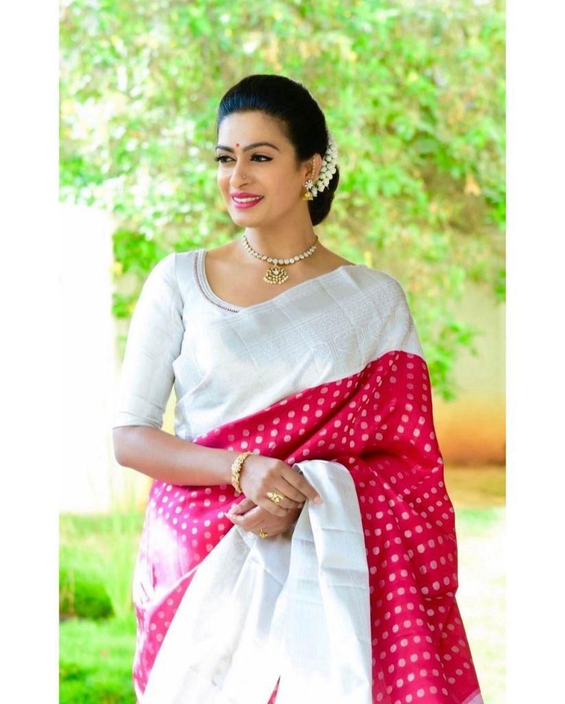 Plush Lichi Silk Saree with Elegant Jacquard Blouse