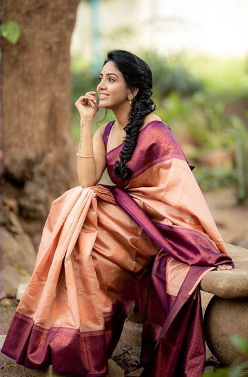 Timeless Lichi Silk Saree with Ornate Jacquard Embellishments