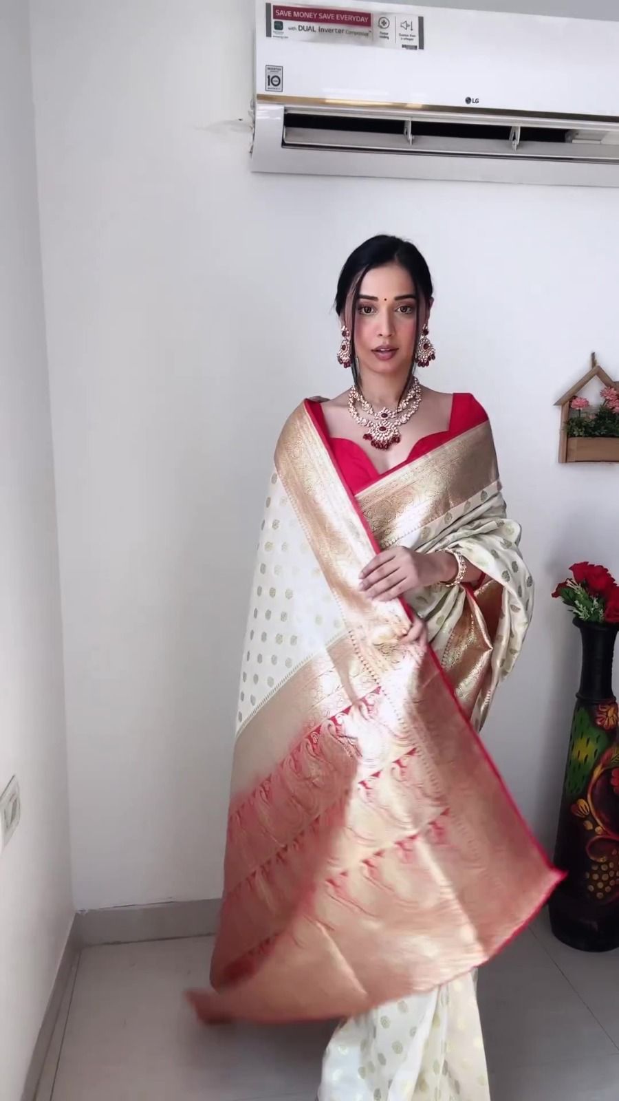 Gorgeous Lichi Silk Saree with Beautiful Blouse Finish