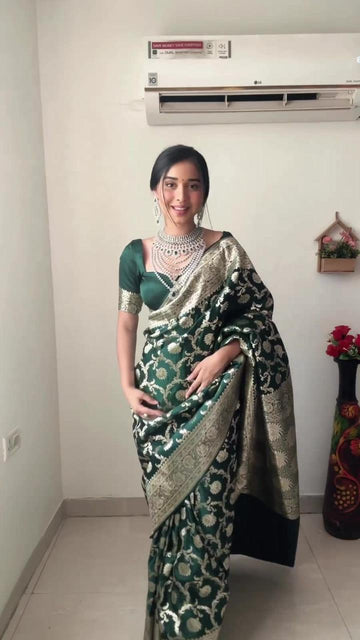 Exquisite Soft Lichi Silk Saree with Stunning Jacquard Highlights