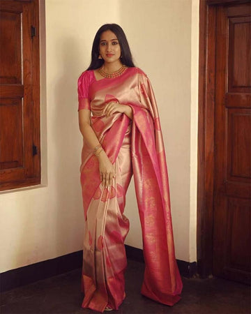 Captivating Soft Lichi Silk Saree with Elegant Rich Pallu