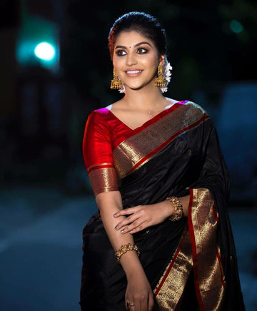 Ornate Lichi Silk Saree with Gorgeous Jacquard Motifs