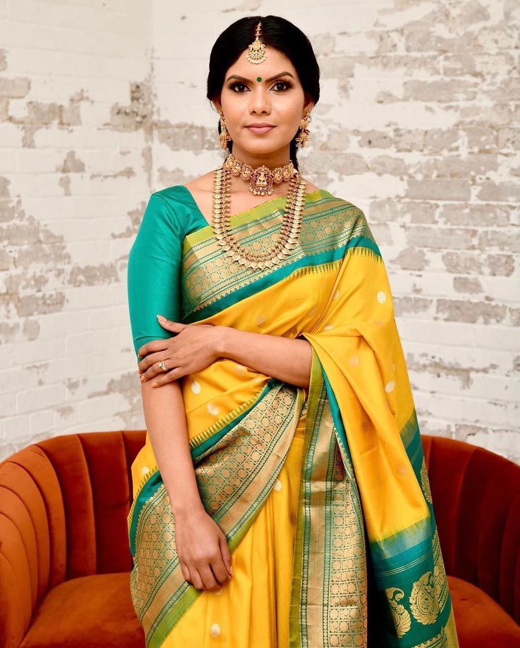 Grand Jacquard Lichi Silk Saree with Exclusive Border Design