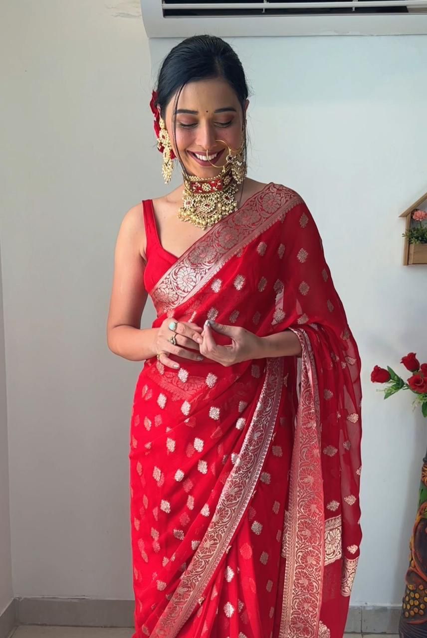 Vibrant Soft Lichi Silk Saree with Lavish Jacquard Patterns